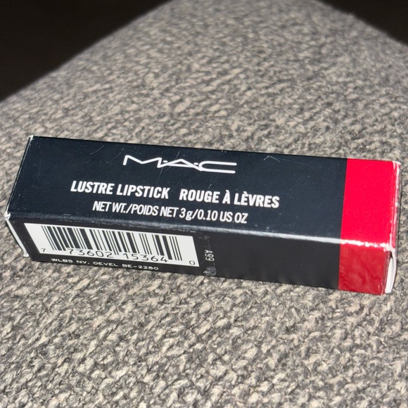 MAC Lustre Lipstick - Picture 1 of 4
